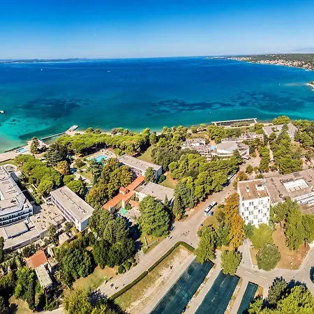 Family Summer Vacation Home Near The Beach Zadar Exterior photo